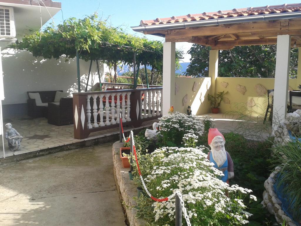 Apartment Ines Нови Винодолски Екстериор снимка